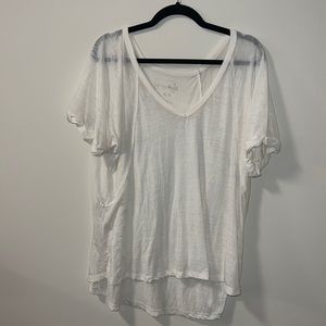 Free People white oversized shirt, size Medium